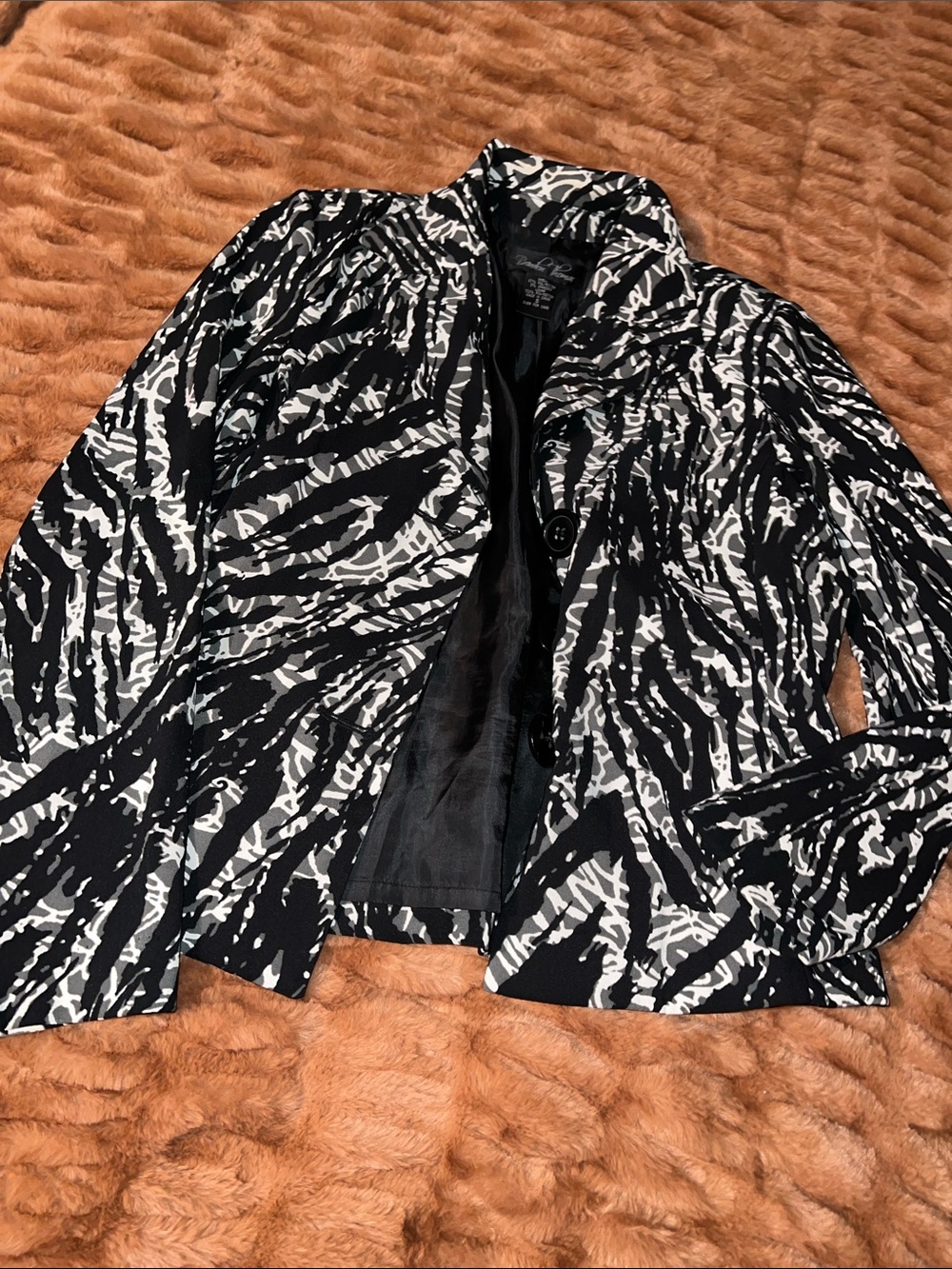 Brandon Thomas Black and White Patterned Blazer